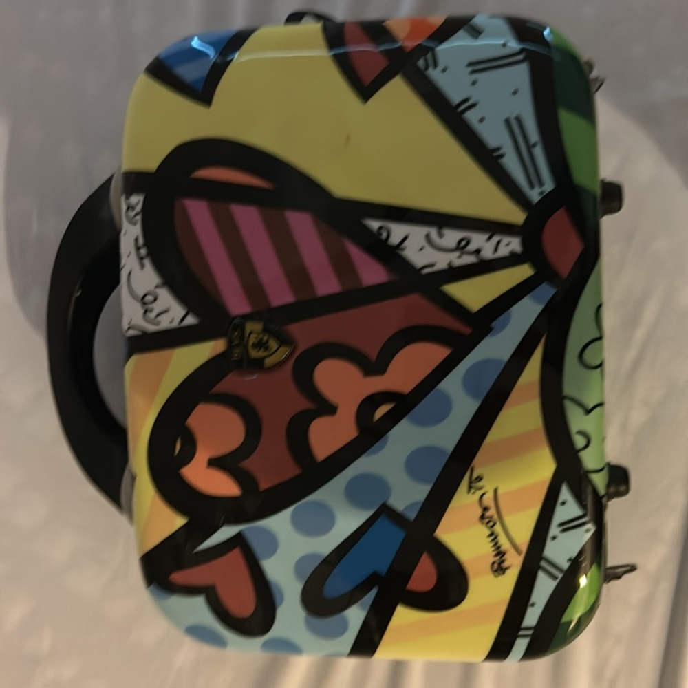 Heys America Britto Hard Shell Cosmetic Heart train case luggage